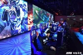 自由潜水——女子动态无蹼FFS1-FFS2决赛赛况：中国选手黄靖秋夺冠