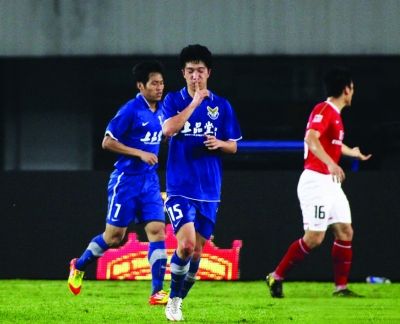 叠加右路内